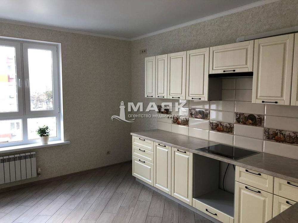 2-к. квартира 74.5 кв.м, 6/8