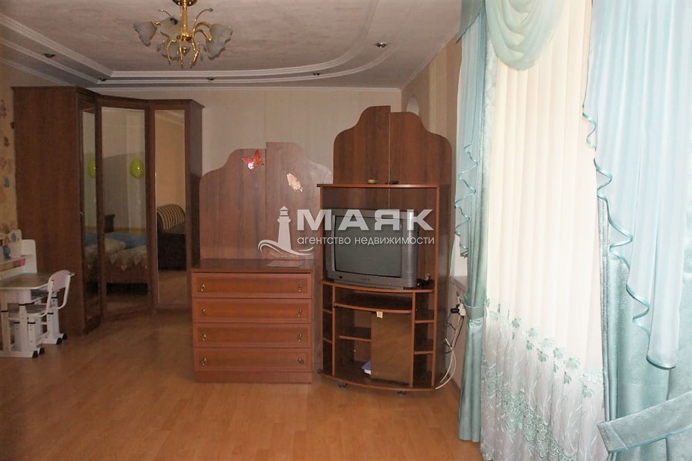 Дом 80 кв.м на участке 2 сот