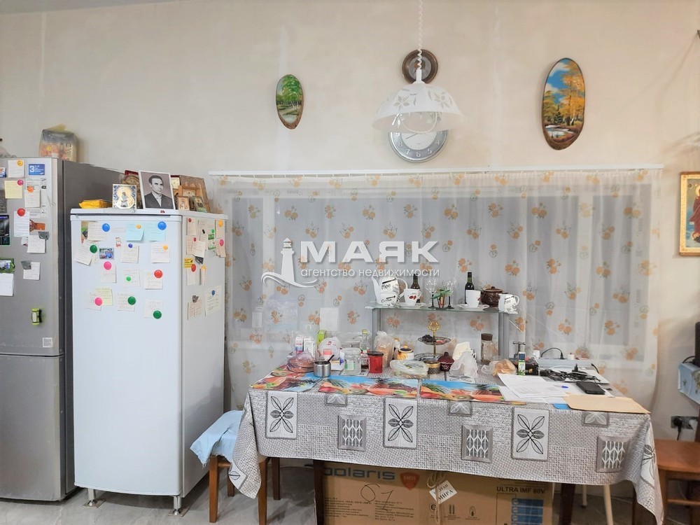Дом 72.4 кв.м на участке 6.4 сот
