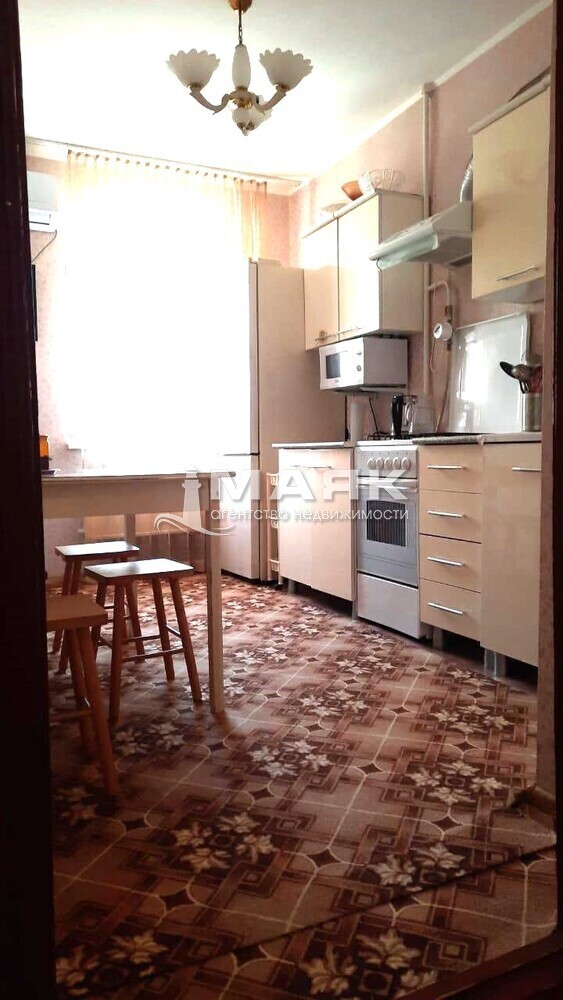2-к. квартира 55.3 кв.м, 2/9