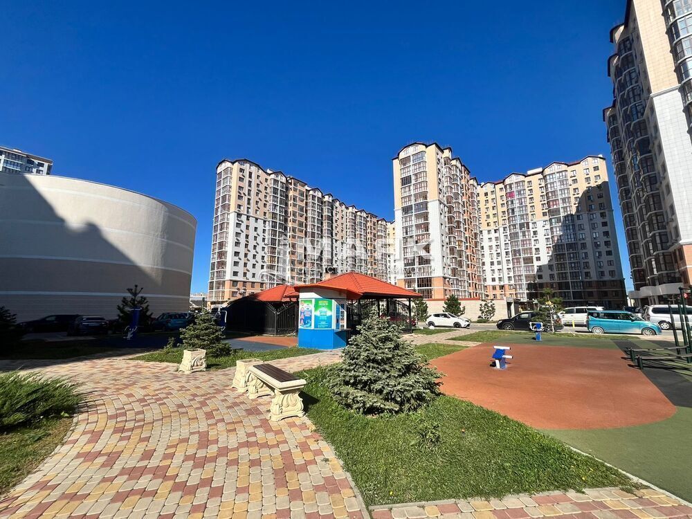 2-к. квартира 53 кв.м, 12/16