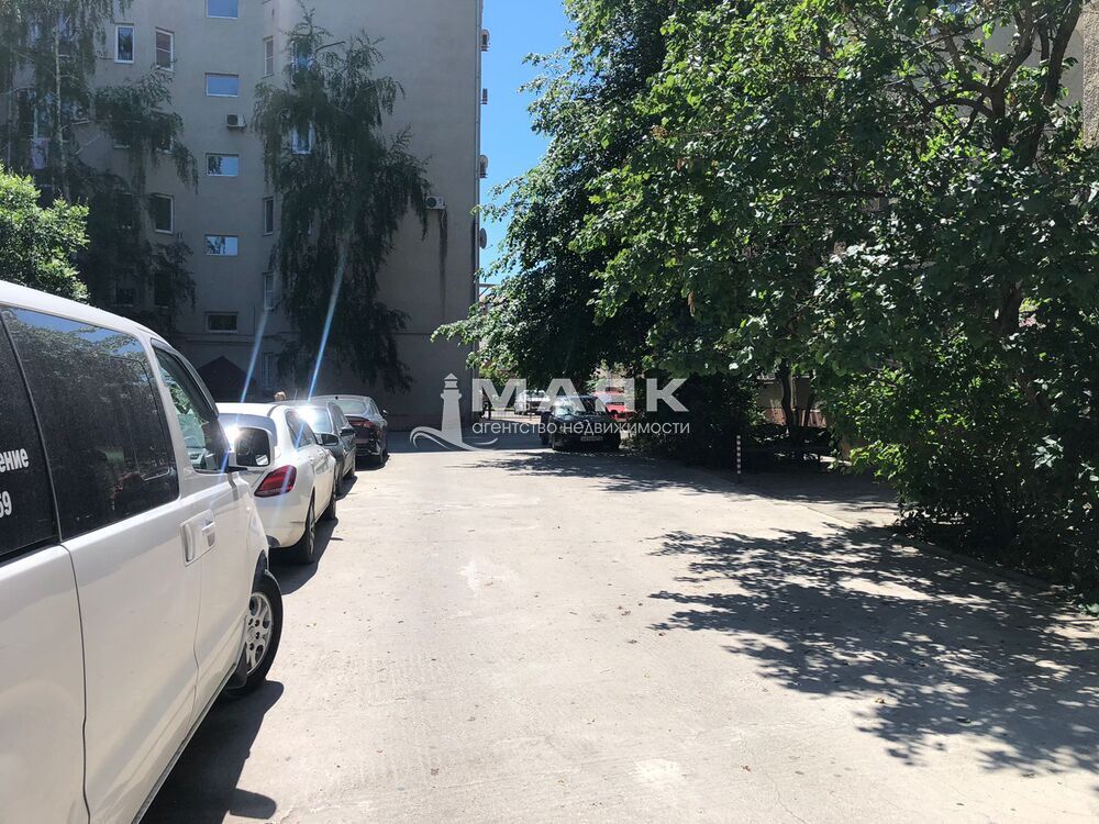 1-к. квартира 43.7 кв.м, 4/8