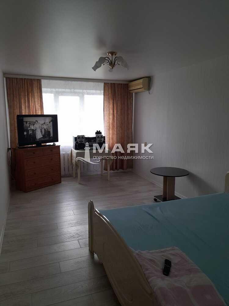 2-к. квартира 47.2 кв.м, 5/5