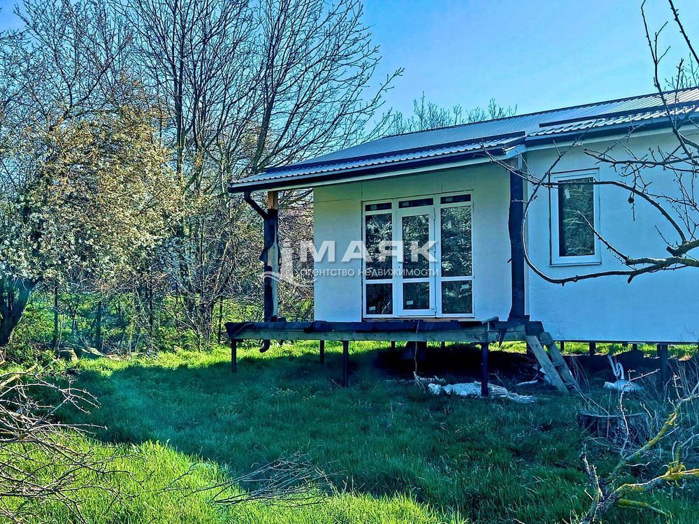 Дом 70 кв.м на участке 10 сот