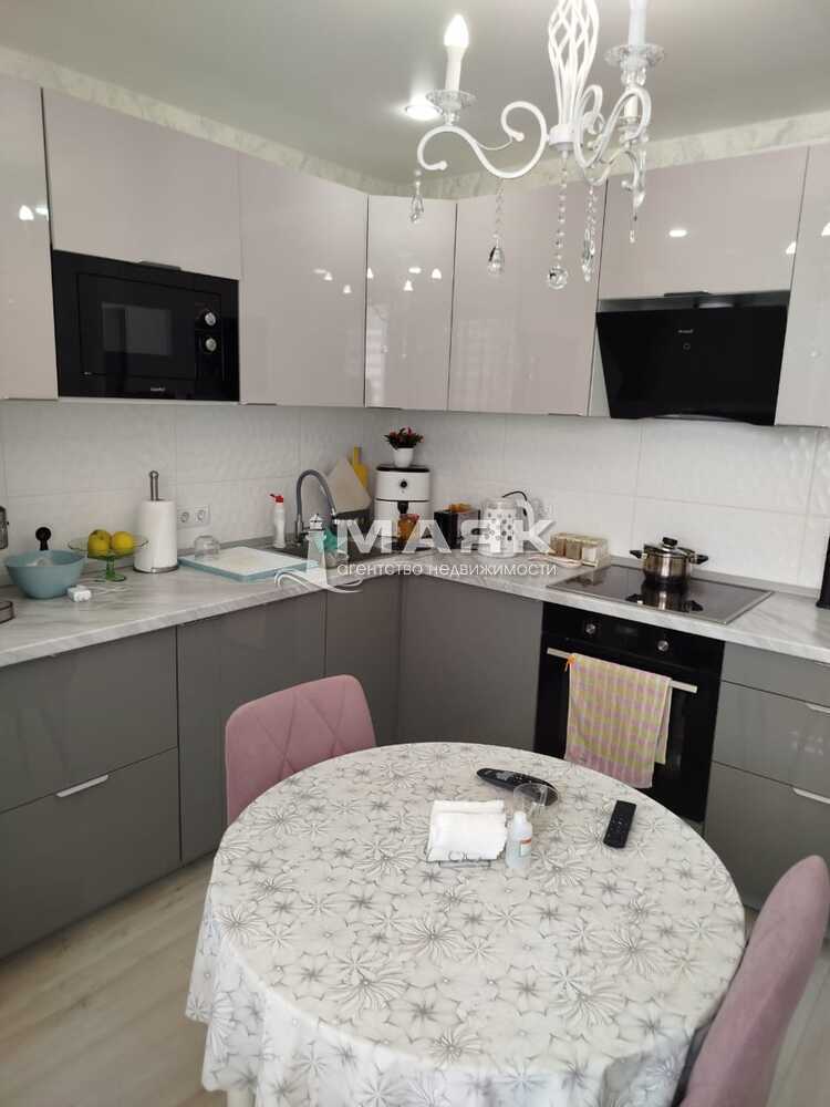 2-к. квартира 56.7 кв.м, 1/16