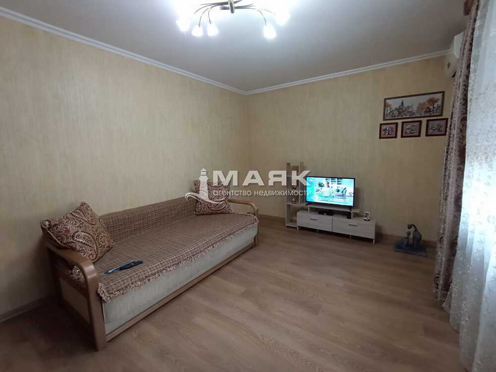 2-к. квартира 40 кв.м, 1/2