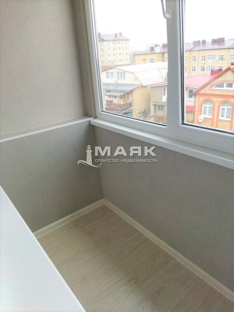 1-к. квартира 37.4 кв.м, 4/4
