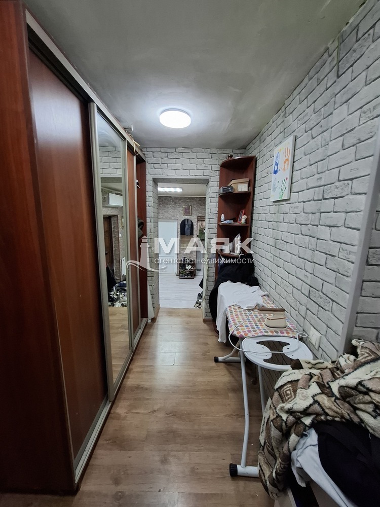 Дом 100 кв.м на участке 10 сот