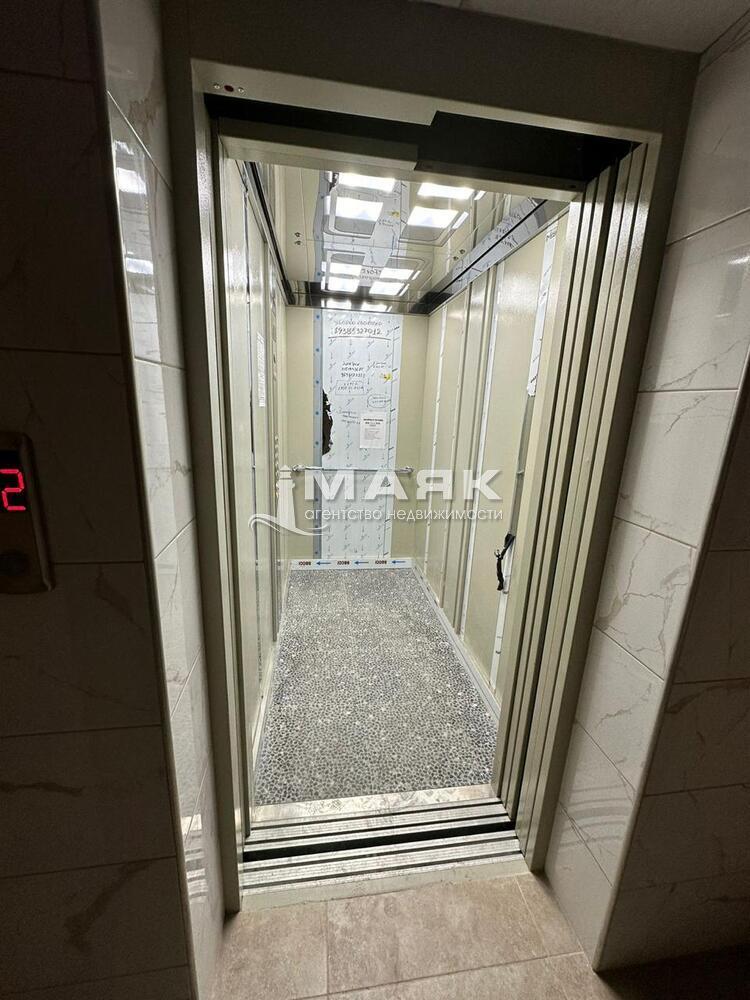 1-к. квартира 38.3 кв.м, 1/8
