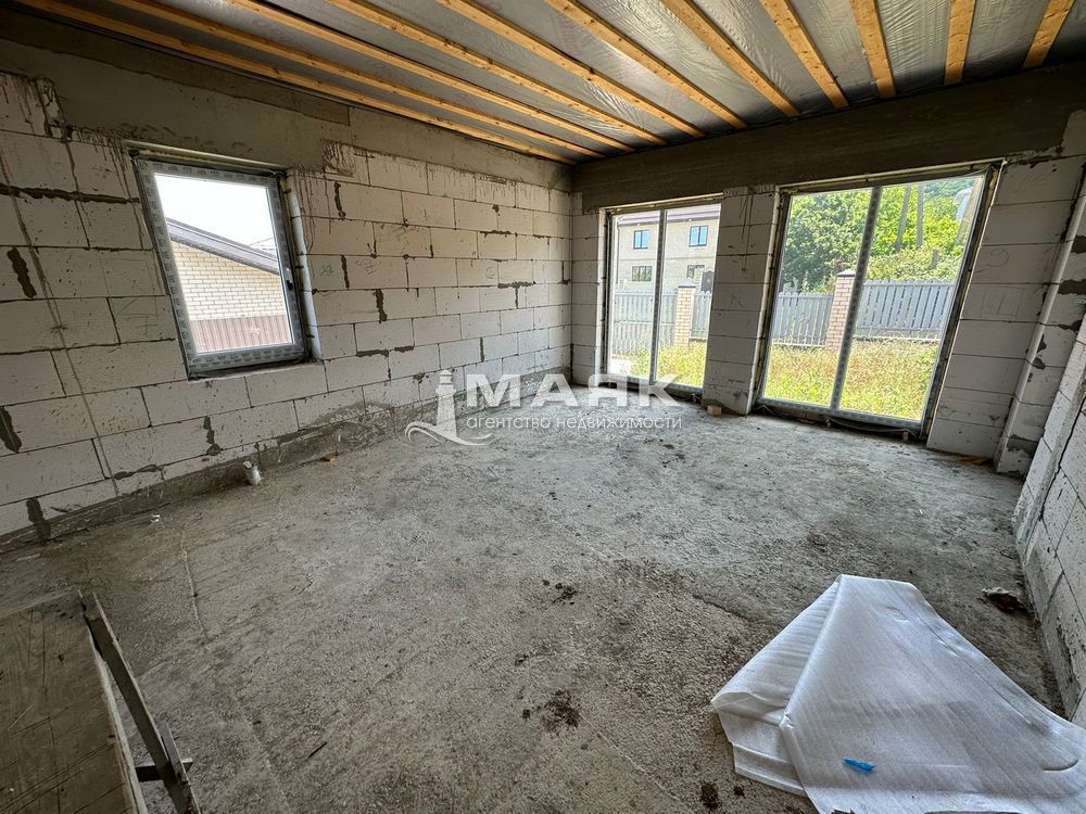 Дом 100 кв.м на участке 5 сот