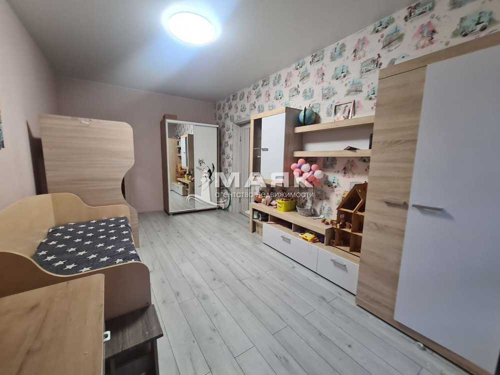 1-к. квартира 50.8 кв.м, 3/8