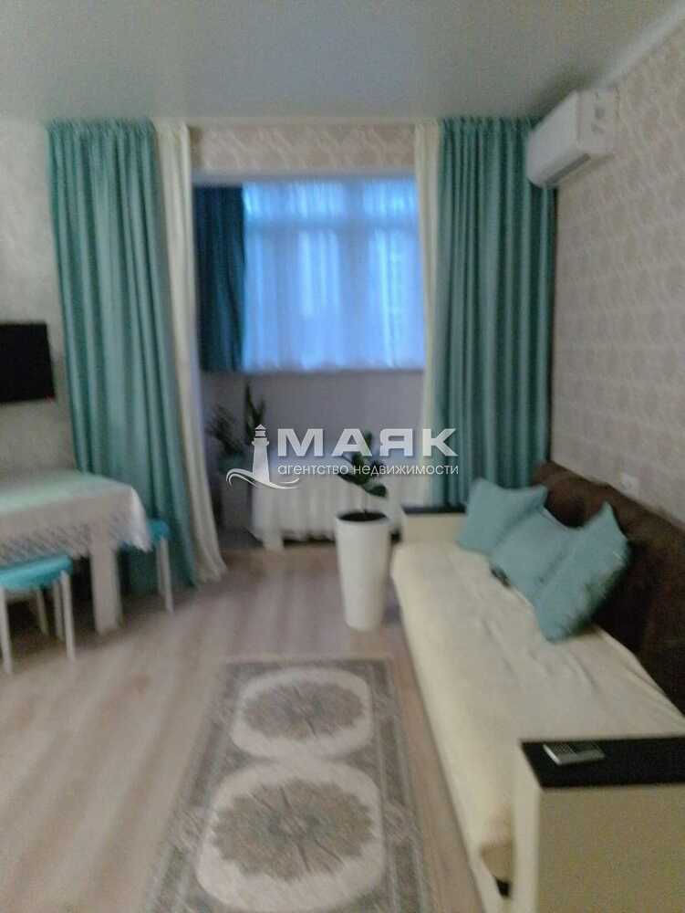 Студия 31 кв.м, 1/8
