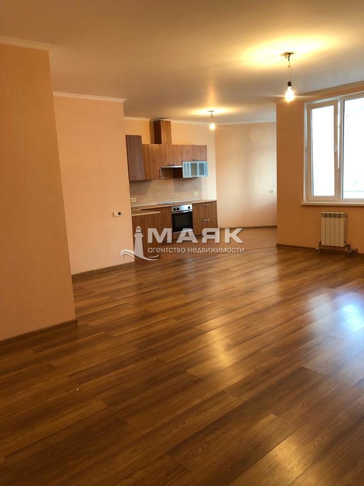 3-к. квартира 97.4 кв.м, 8/9