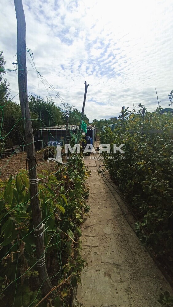 Часть дома 27.5 кв.м на участке 21 сот