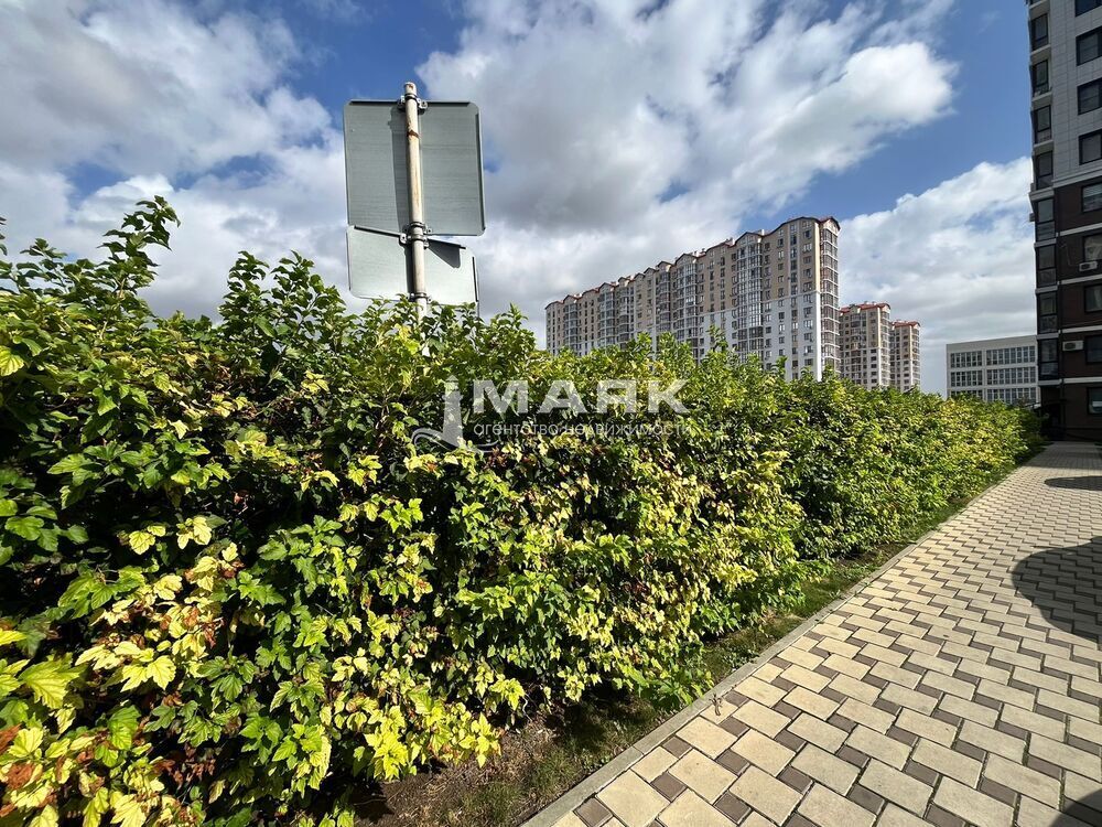 2-к. квартира 58.7 кв.м, 14/20