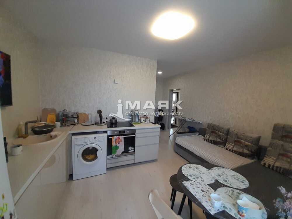 1-к. квартира 62.6 кв.м, 6/8