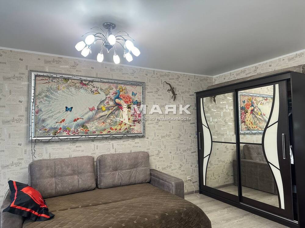 1-к. квартира 37.3 кв.м, 4/5