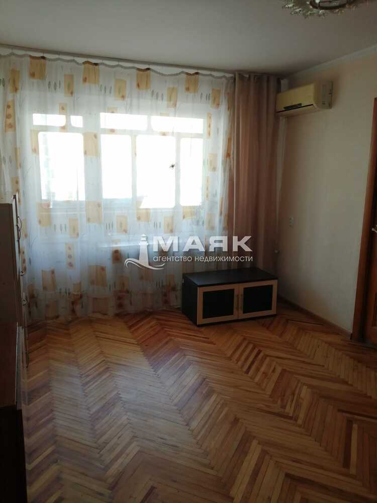 4-к. квартира 61.2 кв.м, 5/5