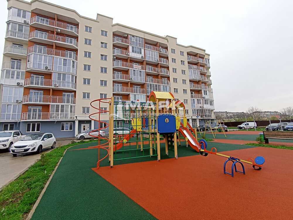 2-к. квартира 47.7 кв.м, 3/8