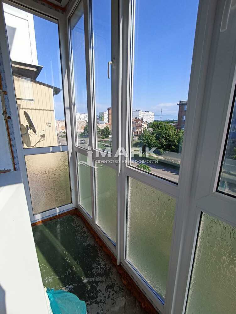 3-к. квартира 60 кв.м, 2/4