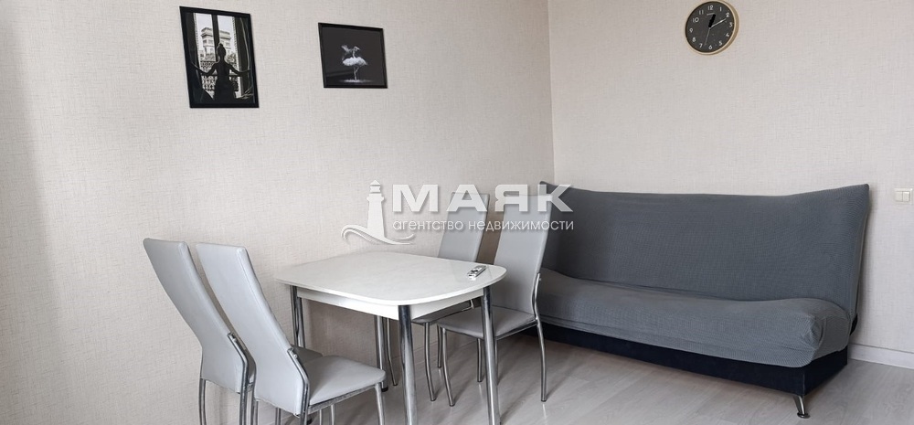 2-к. квартира 72 кв.м, 4/6