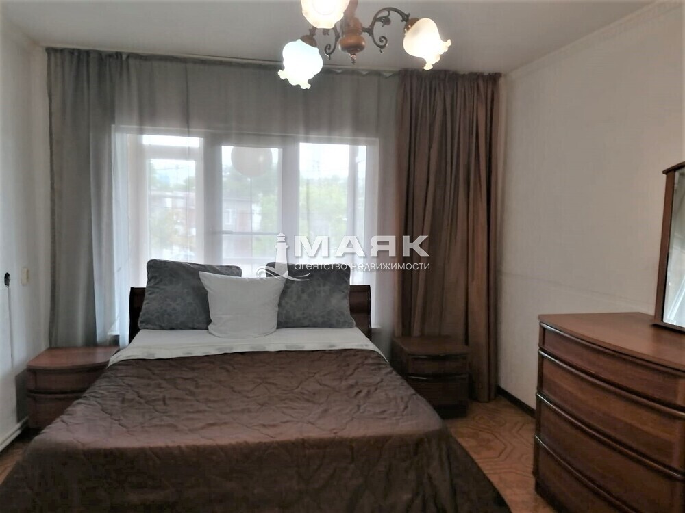 1-к. квартира 56 кв.м, 2/2