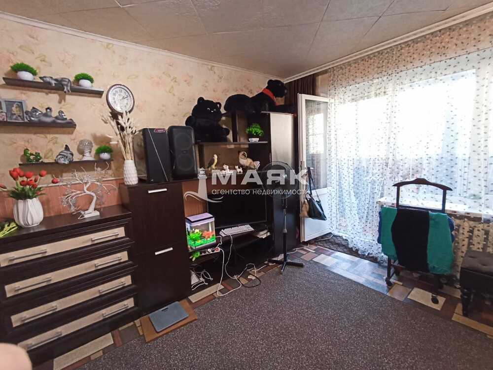 2-к. квартира 47 кв.м, 1/2