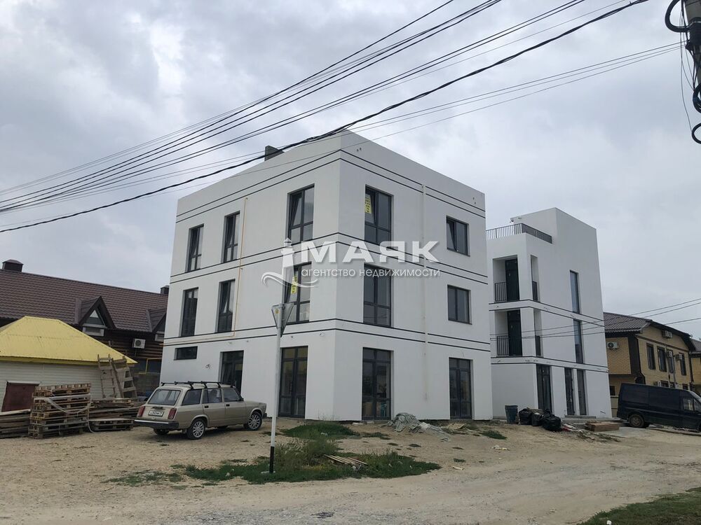 Дом 441.2 кв.м на участке 3 сот