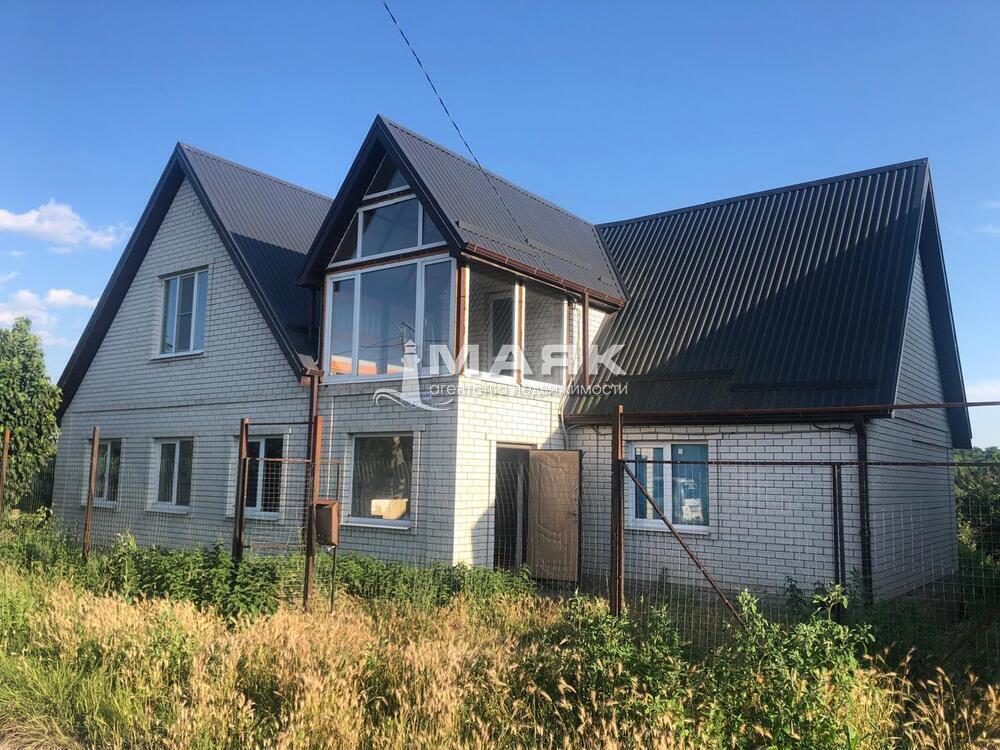 Дом 167.5 кв.м на участке 6 сот