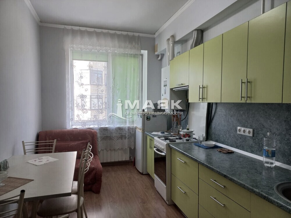 1-к. квартира 40 кв.м, 2/7