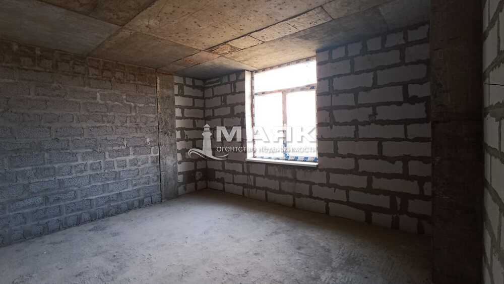 1-к. квартира 42.3 кв.м, 2/3