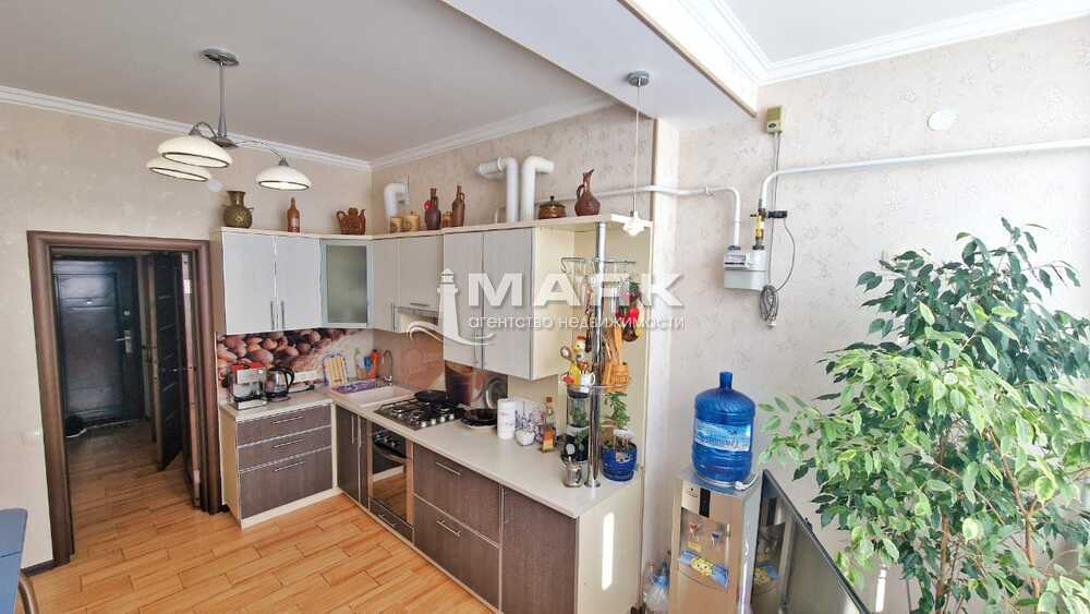 2-к. квартира 63 кв.м, 2/7