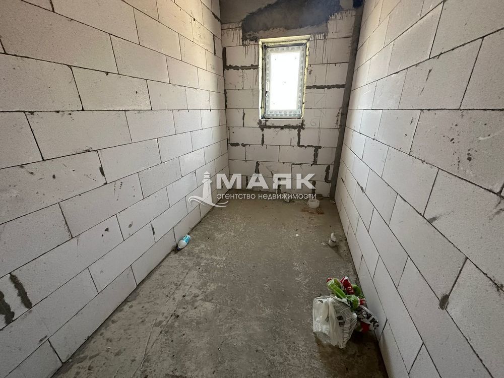 Дом 100 кв.м на участке 5 сот