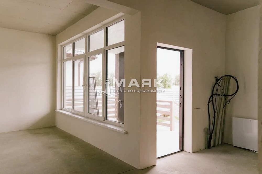 Дом 108 кв.м на участке 5 сот