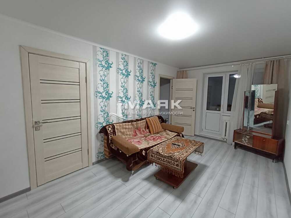 3-к. квартира 43.9 кв.м, 2/2