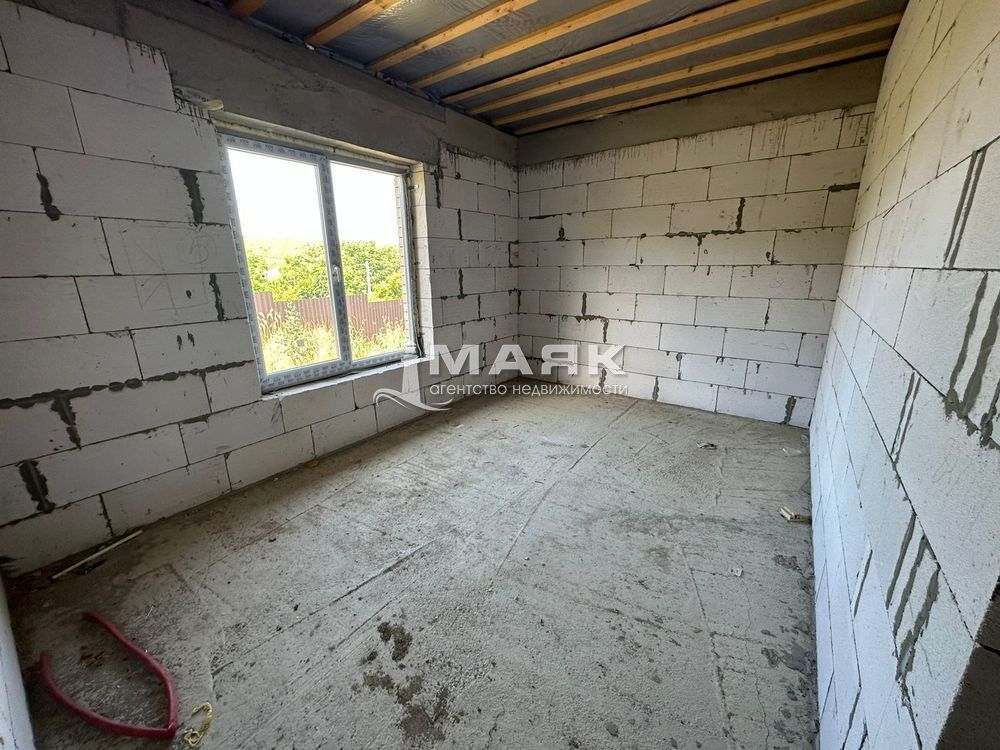 Дом 100 кв.м на участке 5 сот