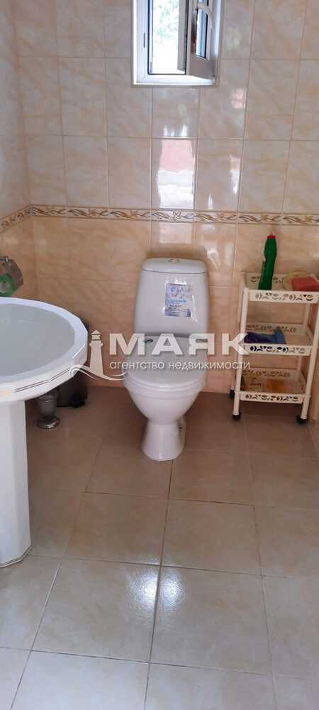 Дом 413 кв.м на участке 8 сот