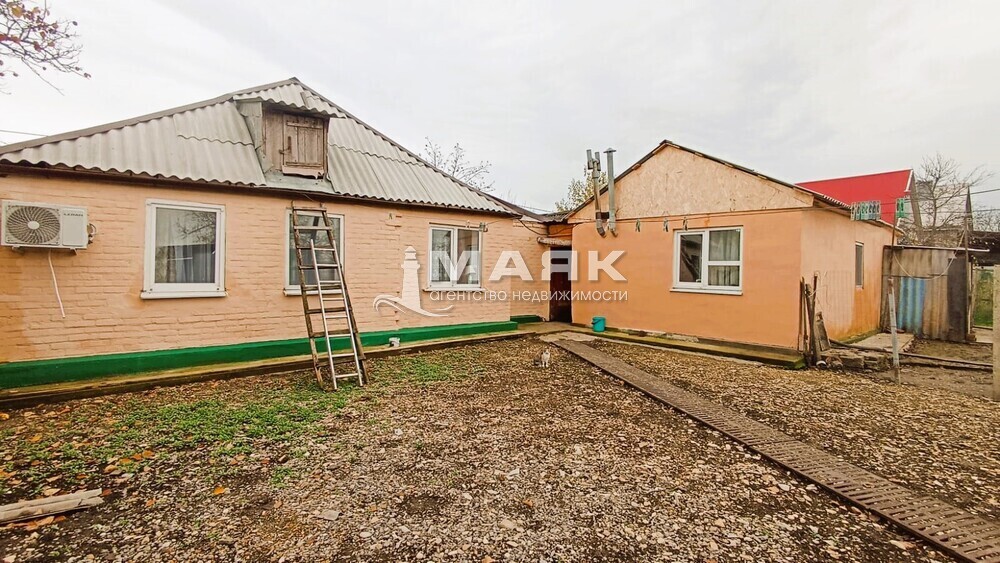 Дом 48 кв.м на участке 18 сот