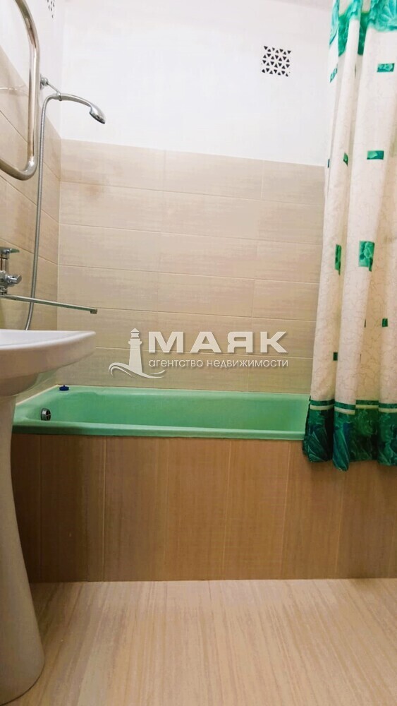 2-к. квартира 48.6 кв.м, 3/5