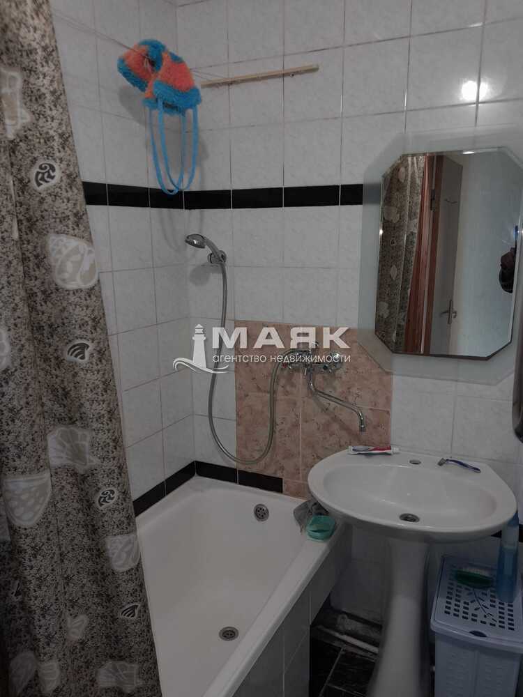 2-к. квартира 47.2 кв.м, 5/5