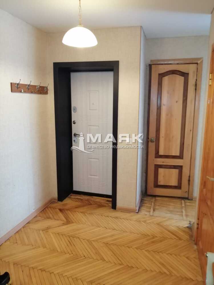 4-к. квартира 61.2 кв.м, 5/5