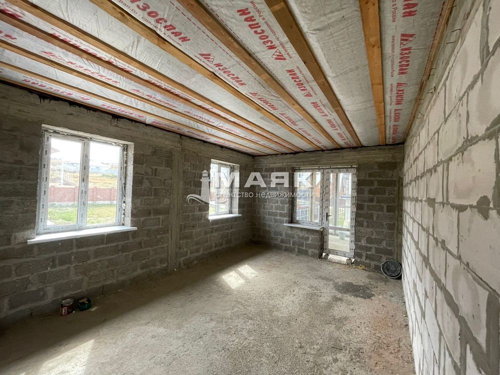 Дом 269 кв.м на участке 5.5 сот