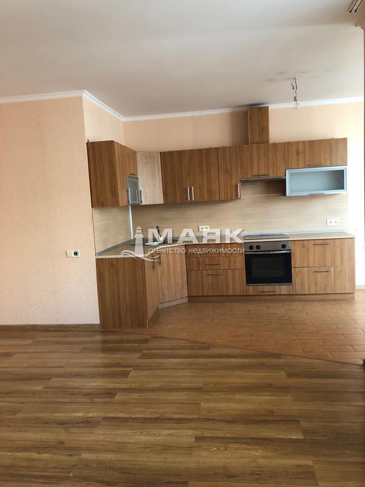 3-к. квартира 97.4 кв.м, 8/9