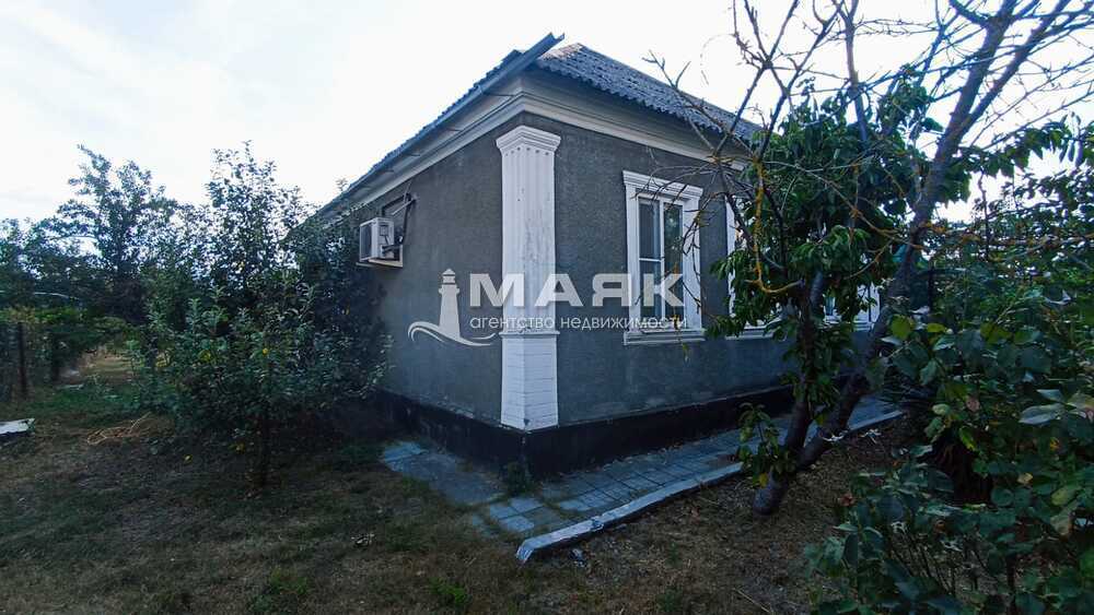 Дом 58.4 кв.м на участке 6 сот