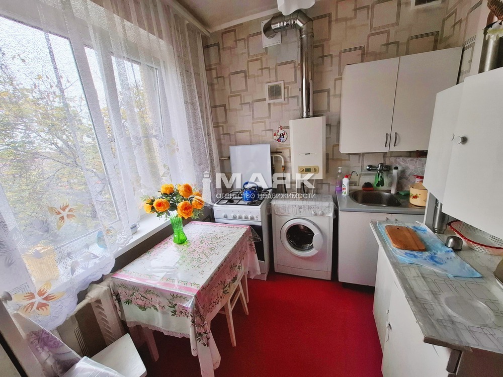 3-к. квартира 57.2 кв.м, 4/5