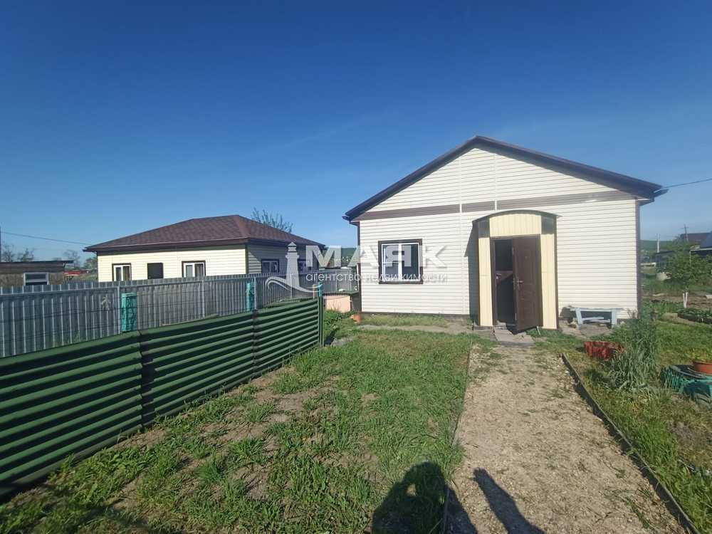 Дом 38 кв.м на участке 4 сот