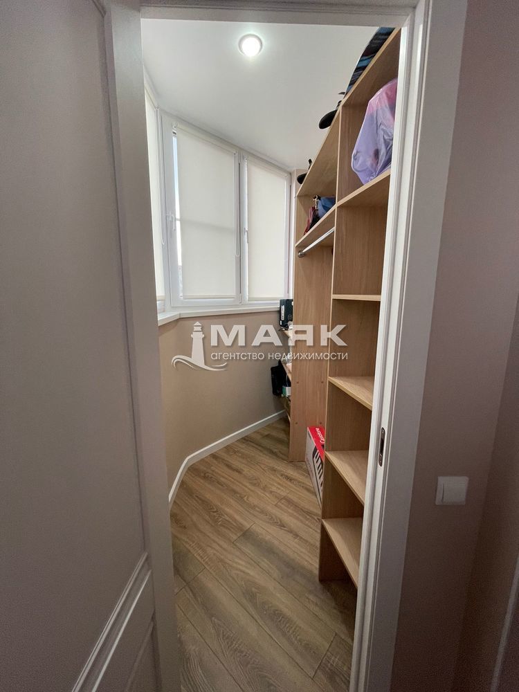 2-к. квартира 72 кв.м, 5/13