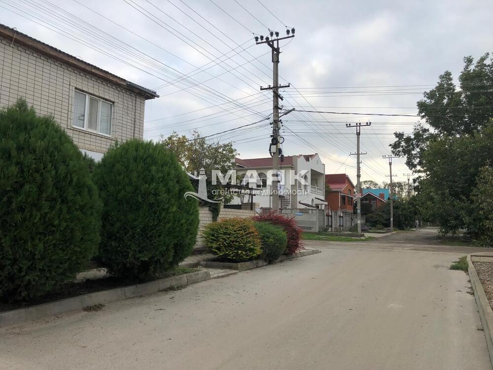 Дом 210.8 кв.м на участке 2 сот