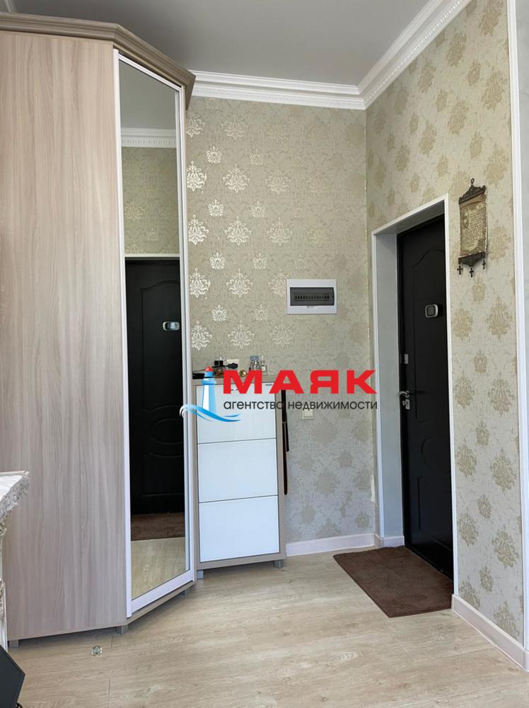 1-к. квартира 50.7 кв.м, 3/4