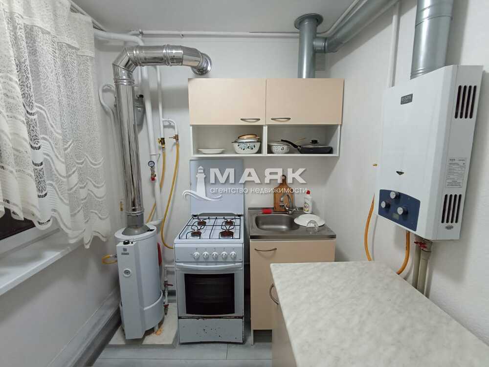 3-к. квартира 43.9 кв.м, 2/2